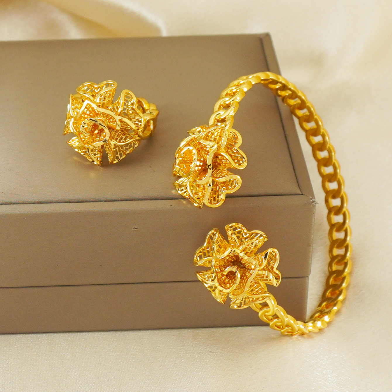 Best selling gold-plated coppe - огляд і ціна Best Jewelry Watches